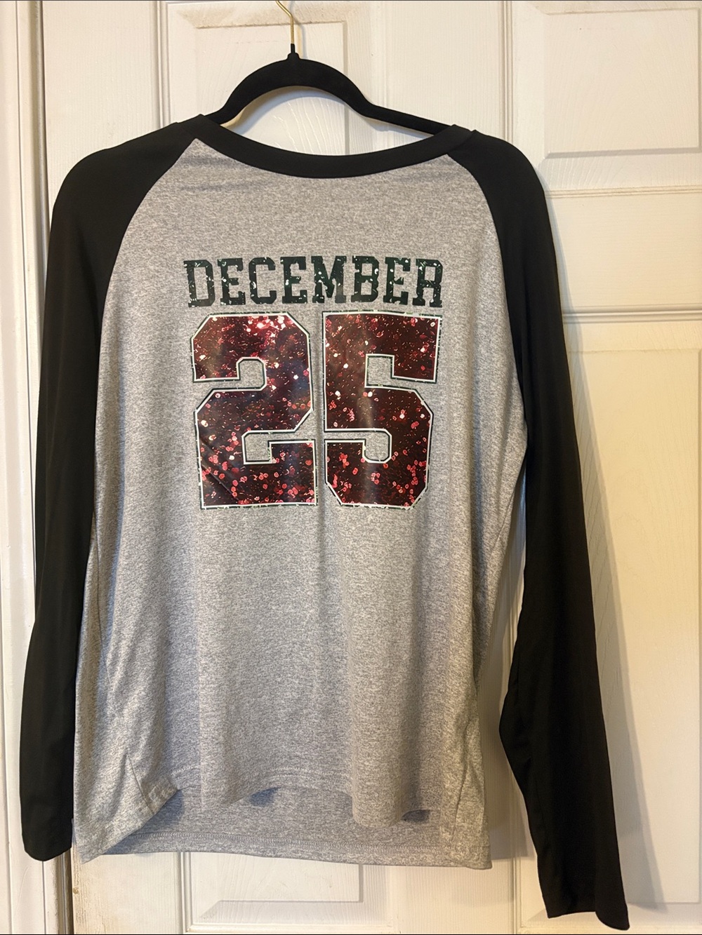 CHRISTMAS IN JULY!!! December 25 Graphic Raglan Tee - Gray with Black Sleeves
